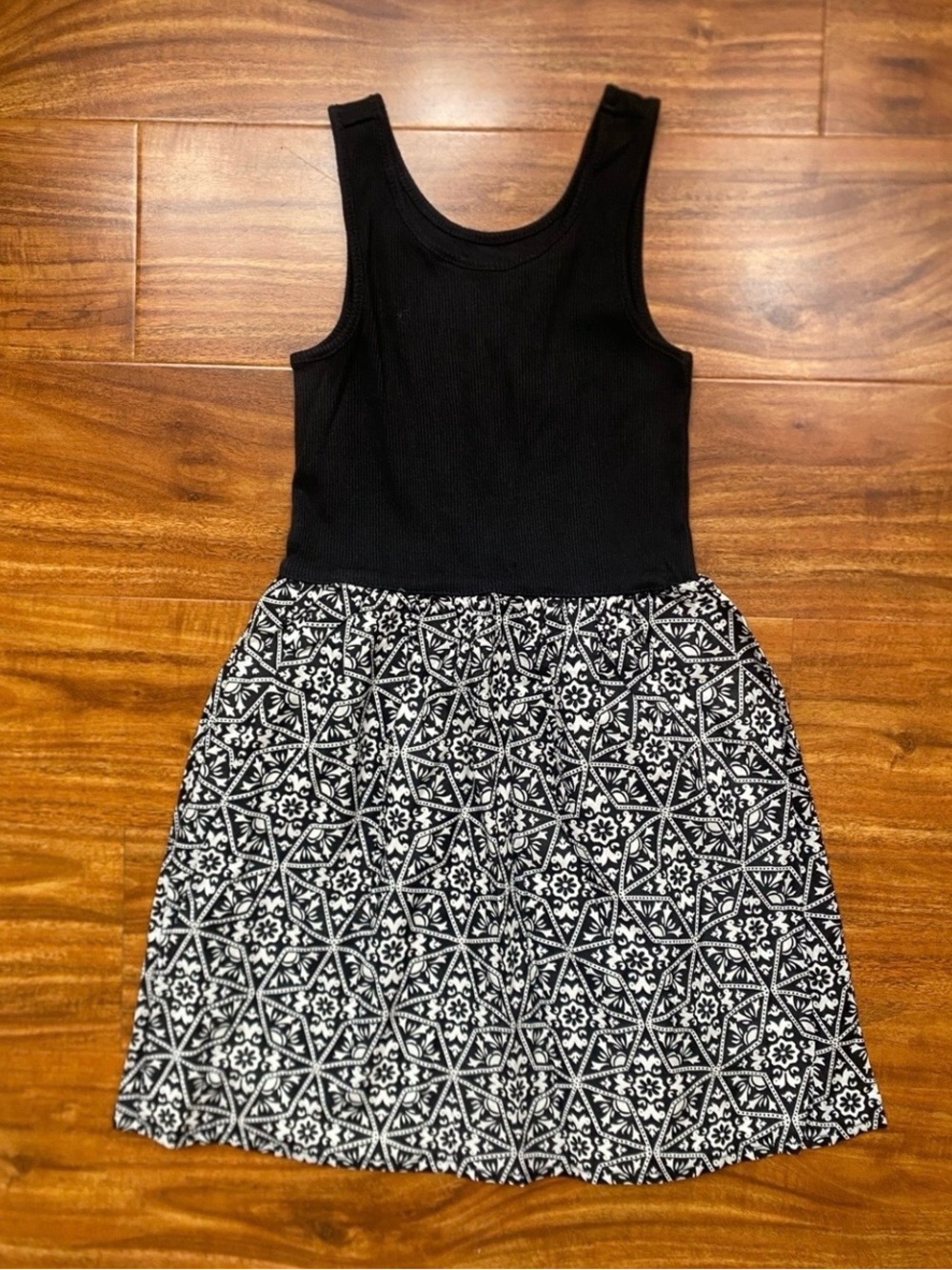 NWT New Gap Girls Black White Boho Tank Fit & Flare Dress Size Small 6/7 Coastal